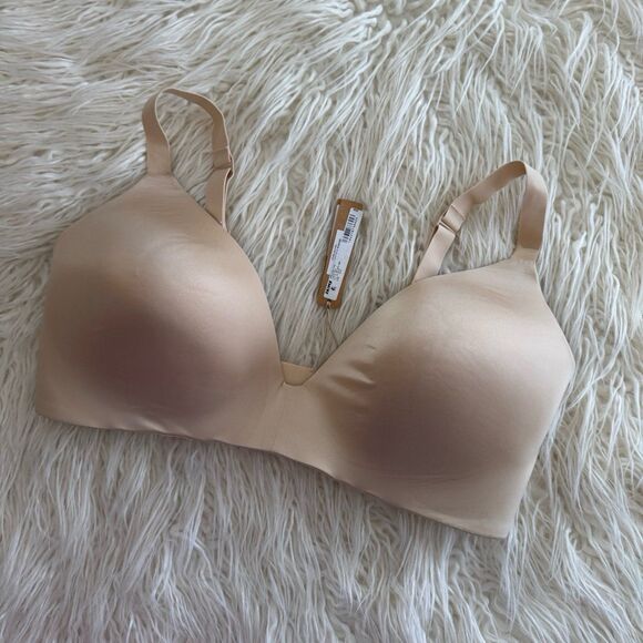 Skims Wireless Form T-shirt Bra Sand Size 40DD - Picture 4 of 8